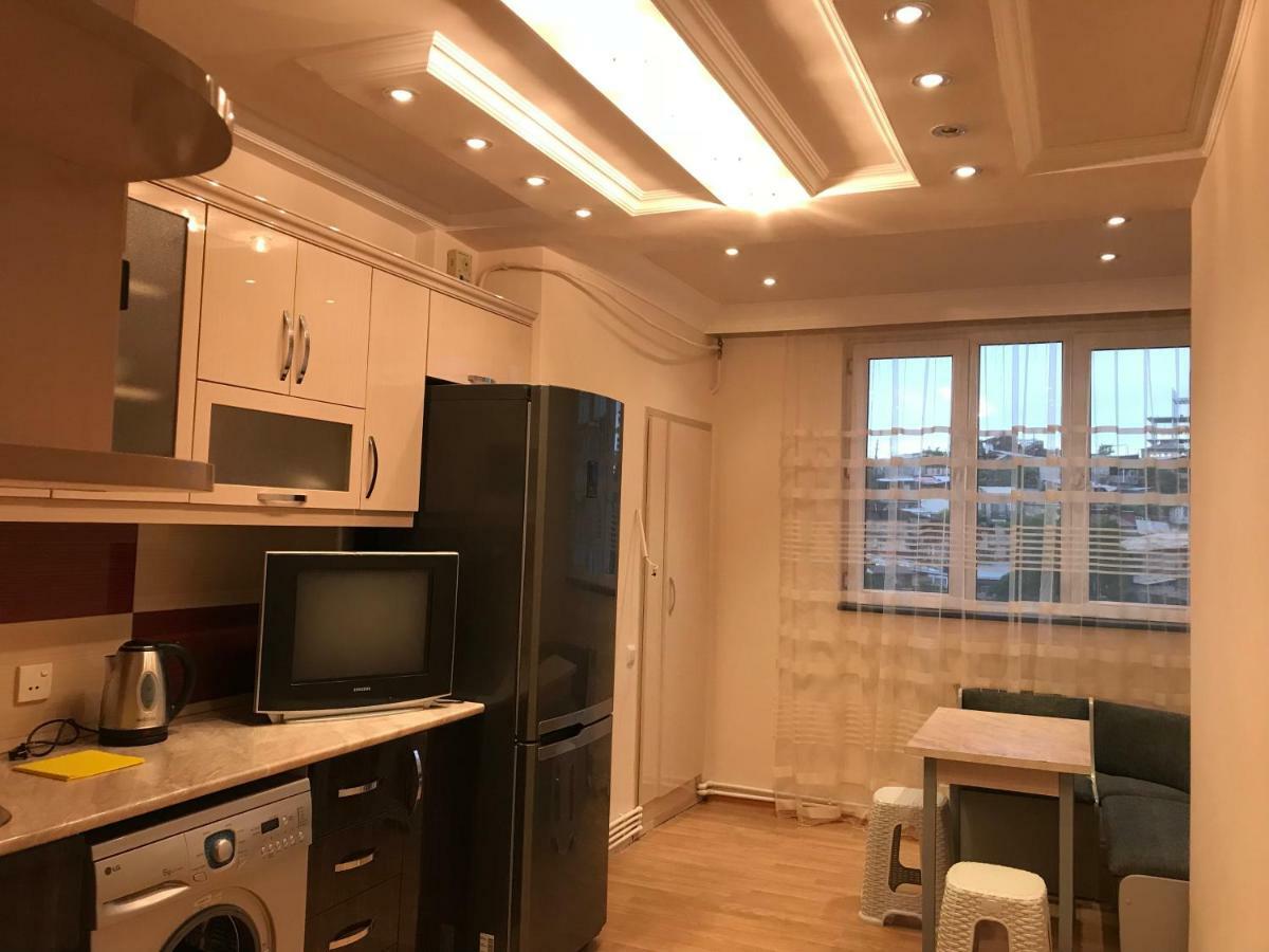 33 Martiros Saryan Street Apartamento Erevan Exterior foto
