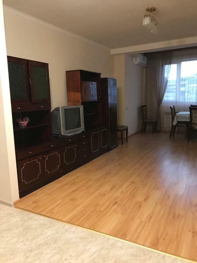 33 Martiros Saryan Street Apartamento Erevan Exterior foto