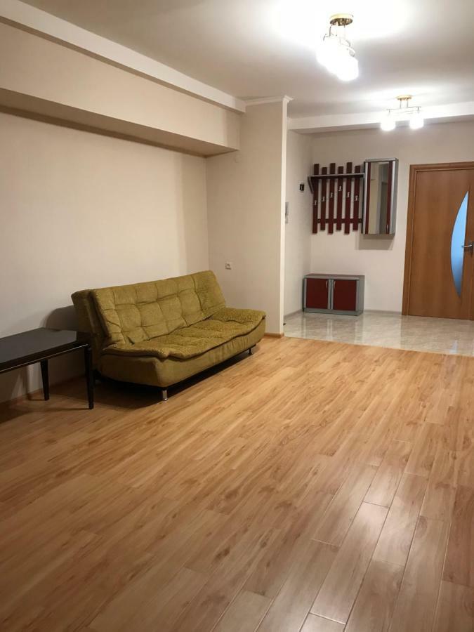 33 Martiros Saryan Street Apartamento Erevan Exterior foto